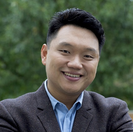 Headshot of Yi Li