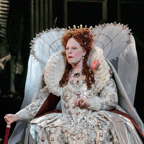 Sondra Radvanovsky in Roberto Devereux