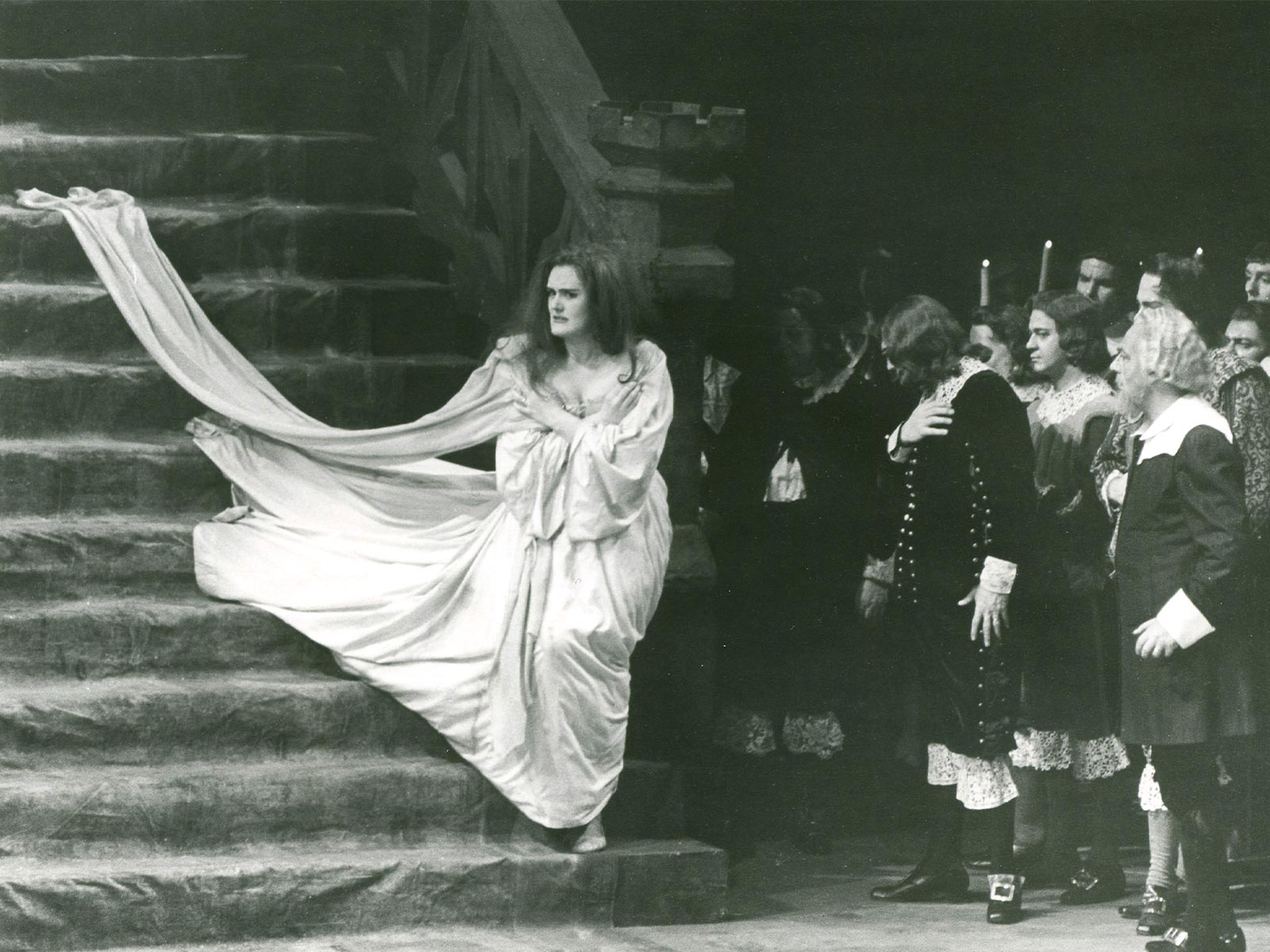 1961 Joan Sutherland.jpg